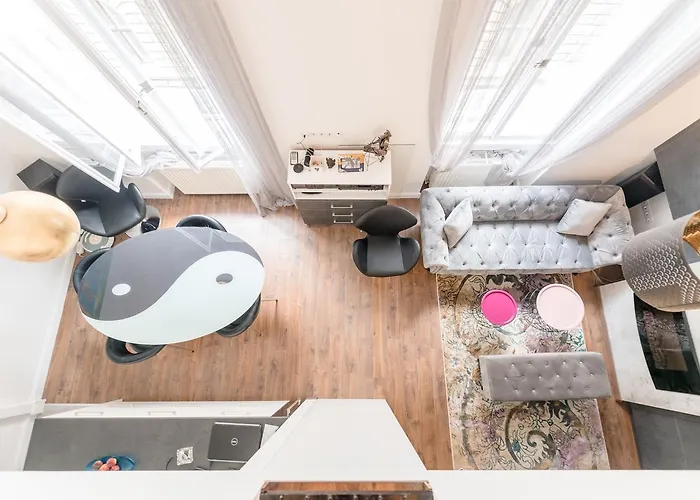 In Andrassy Avenue Apartament